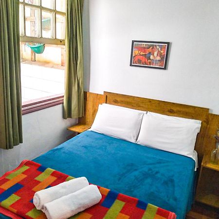 Varanda Hostel E Galeria De Arte Ouro Preto  Buitenkant foto