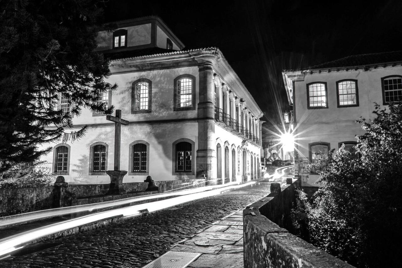 Varanda Hostel E Galeria De Arte Ouro Preto  Buitenkant foto