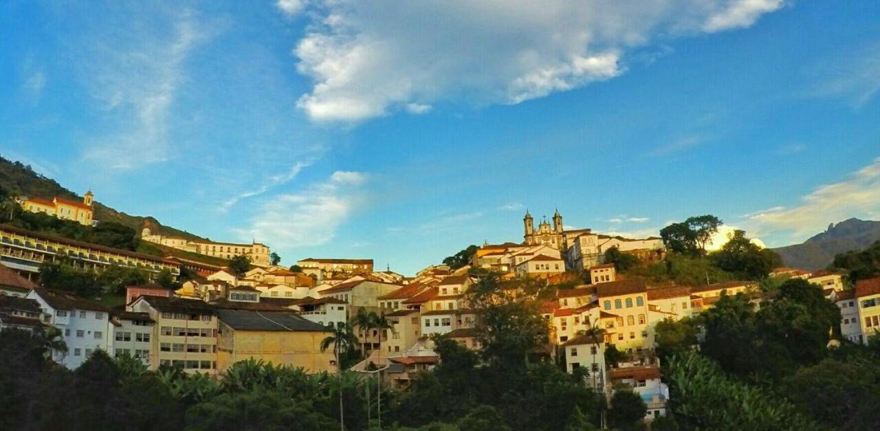 Varanda Hostel E Galeria De Arte Ouro Preto  Buitenkant foto