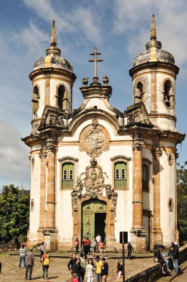 Varanda Hostel E Galeria De Arte Ouro Preto  Buitenkant foto