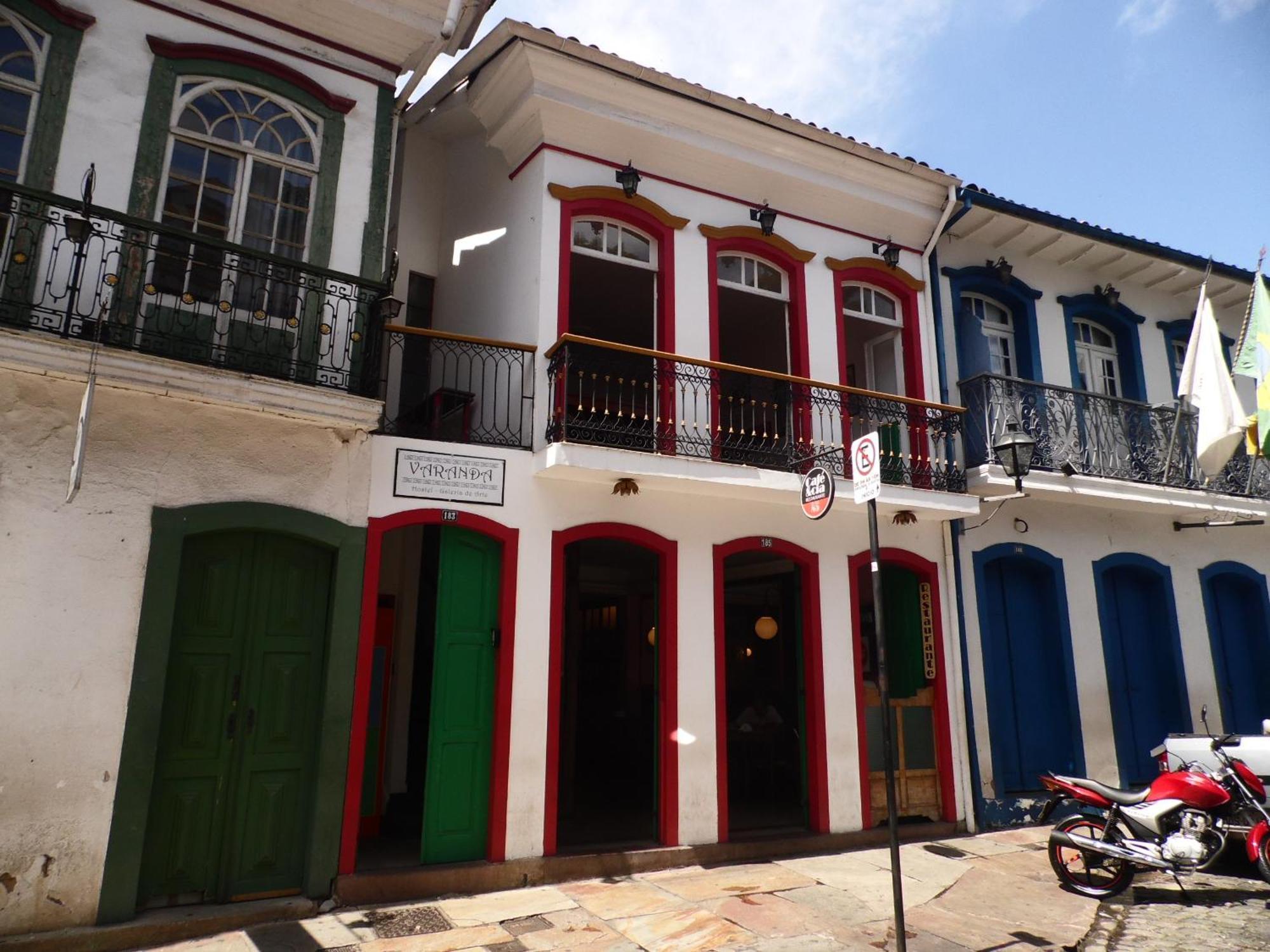 Varanda Hostel E Galeria De Arte Ouro Preto  Buitenkant foto