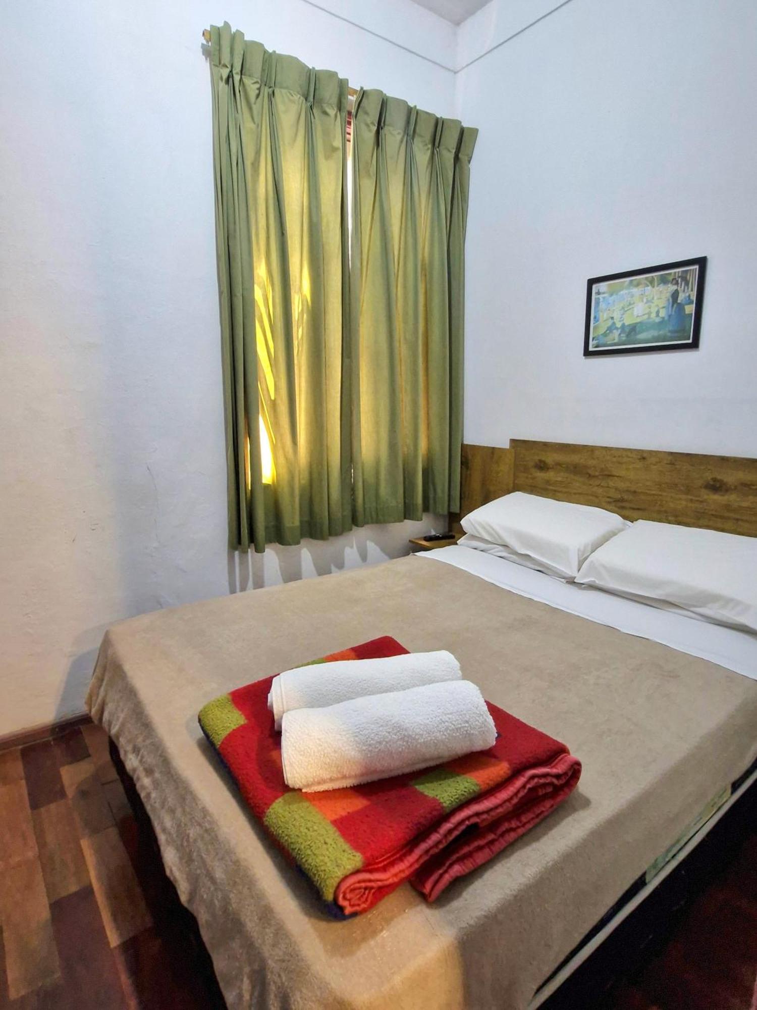 Varanda Hostel E Galeria De Arte Ouro Preto  Buitenkant foto