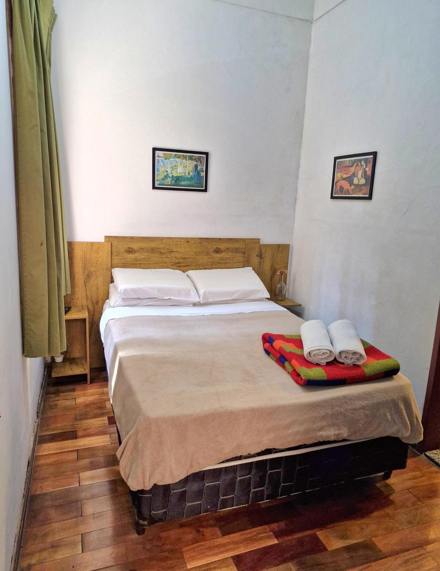 Varanda Hostel E Galeria De Arte Ouro Preto  Buitenkant foto